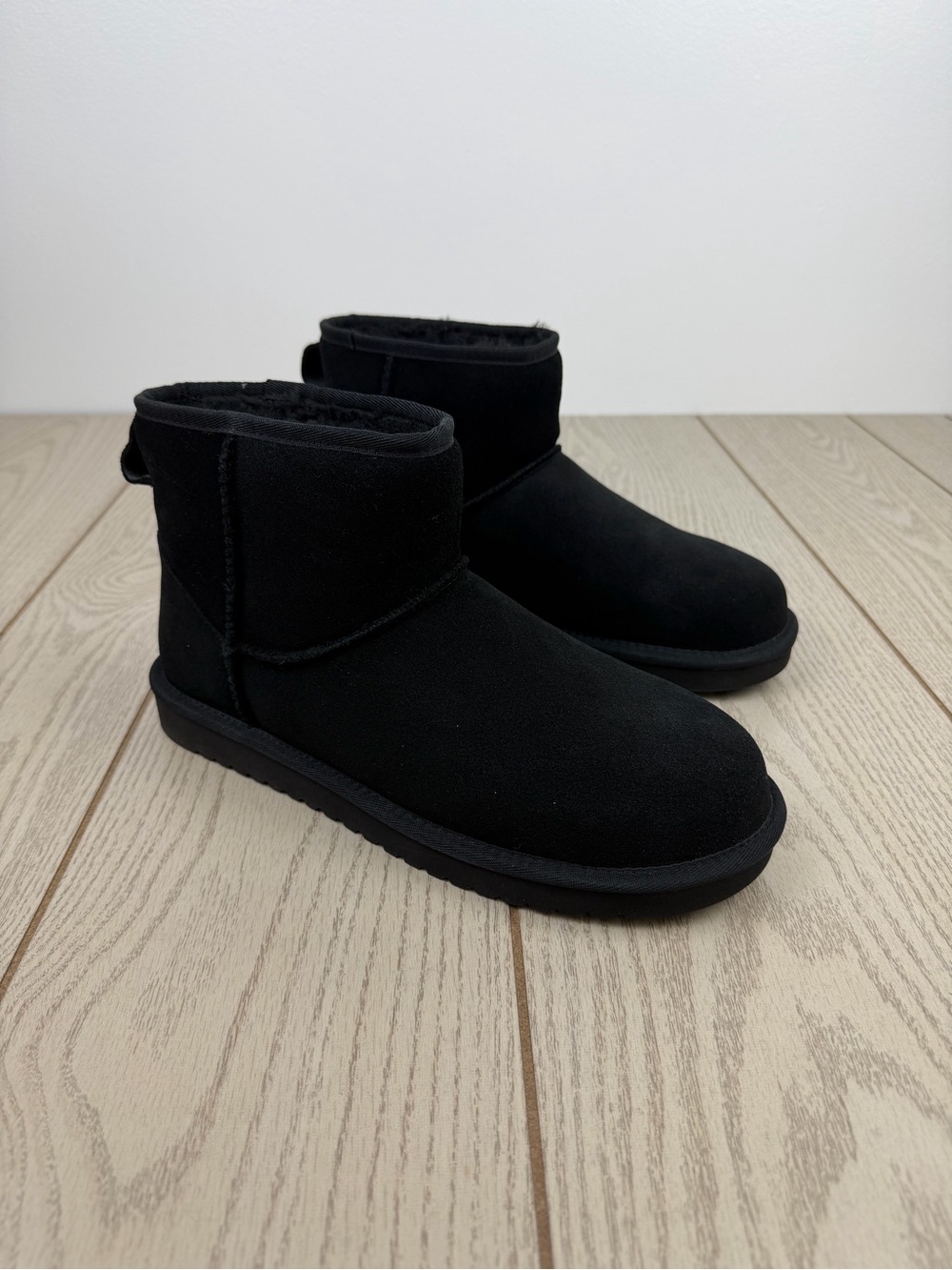 Koolaburra by UGG Women's Koola Mini II Women's Winter Boots US10 Black $85